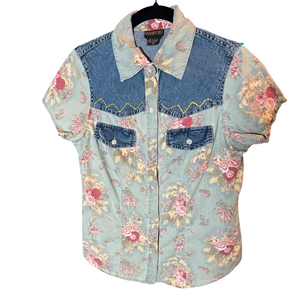 Passport VTG Y2K Floral Denim pearl Button Shirt Short Sleeve western Cottage M